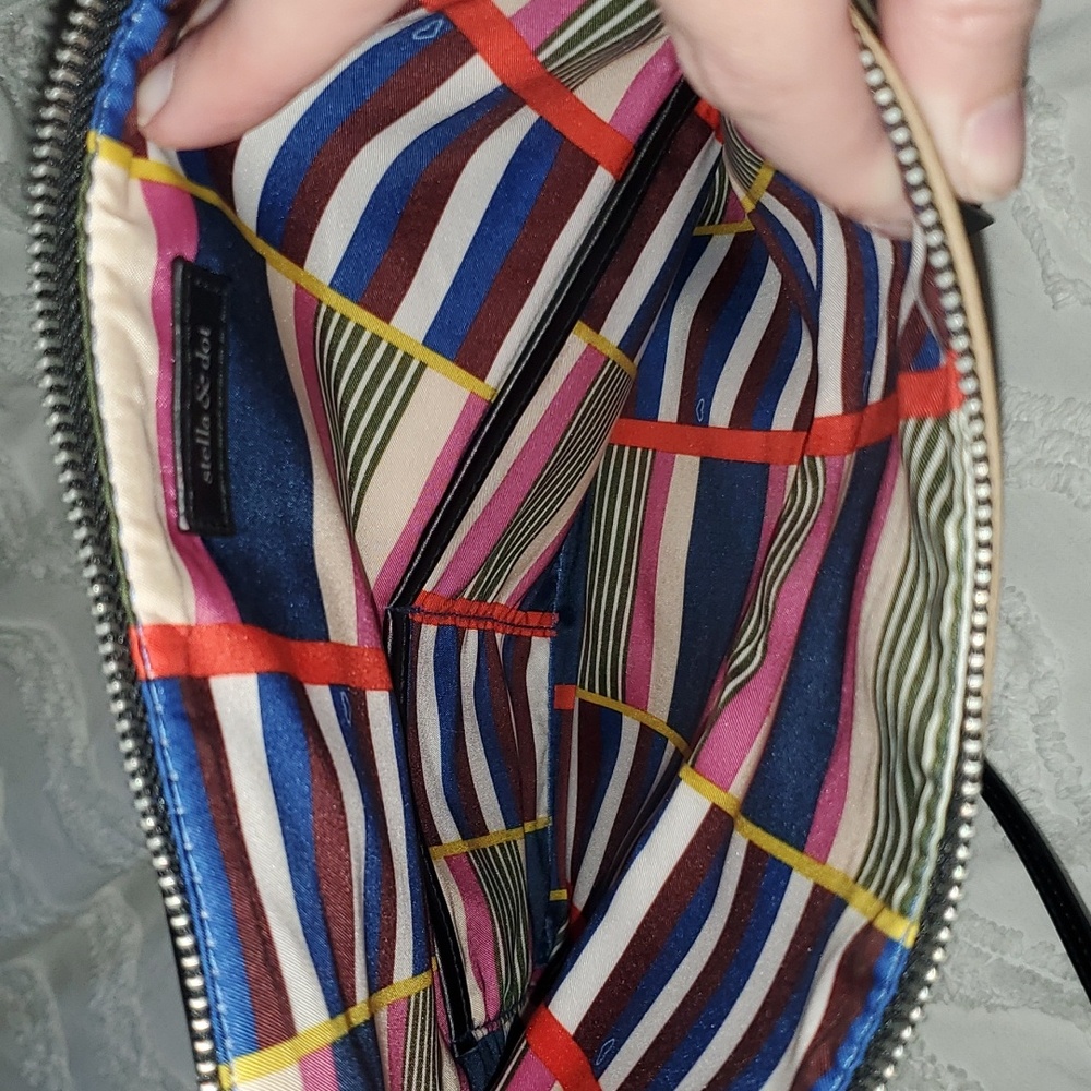 S & D Waverly Crossbody Clutch - Picture 3 of 5